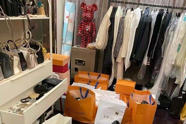 衢州市江山回收一线品牌衣服